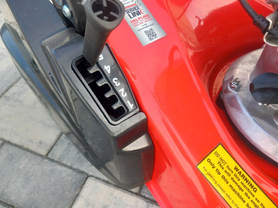 Kosiarka spalinowa z napędem Stiga Mountfield sp160r jak nowa !!