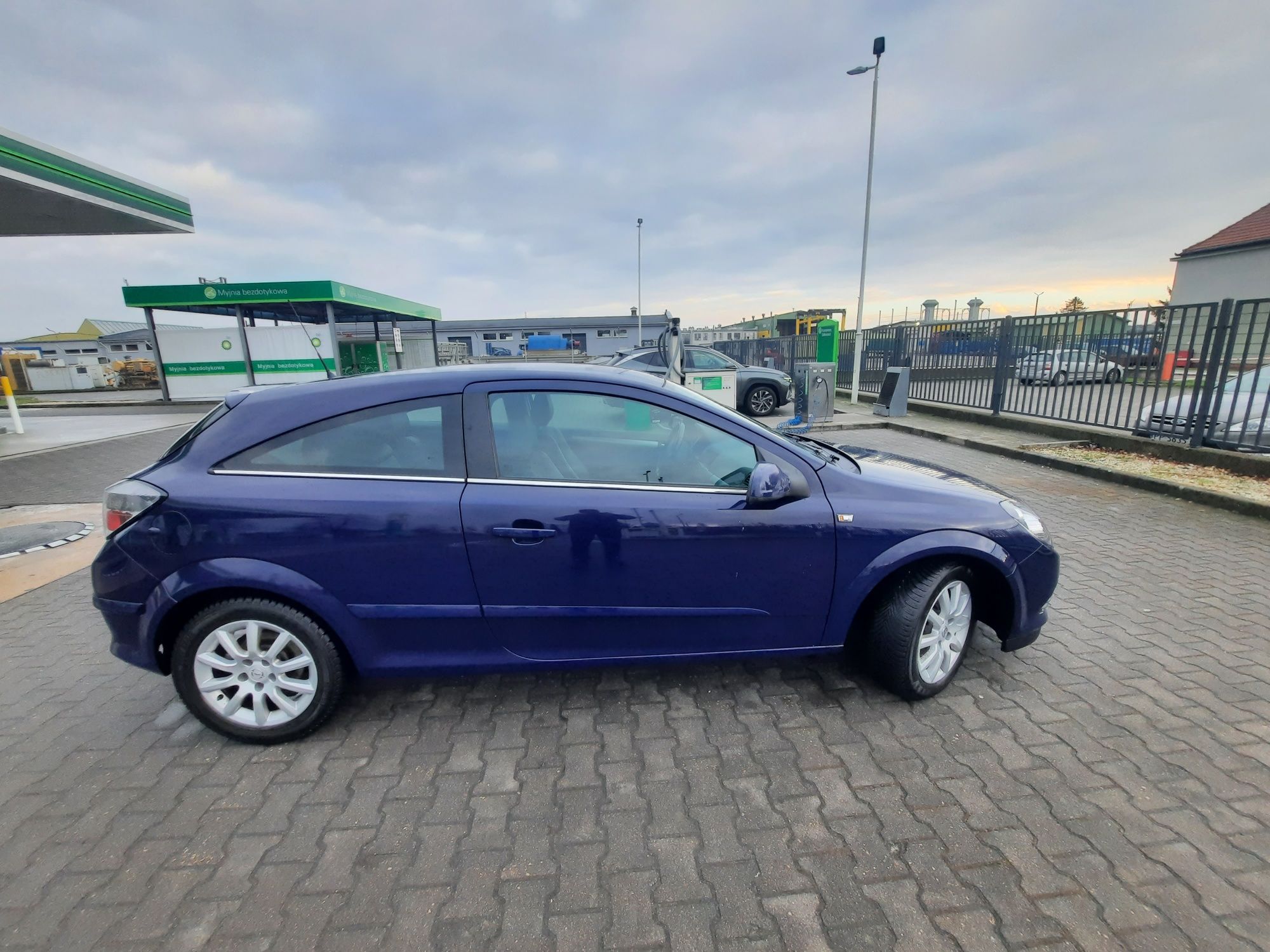 Opel astra gtc 1,9tdi