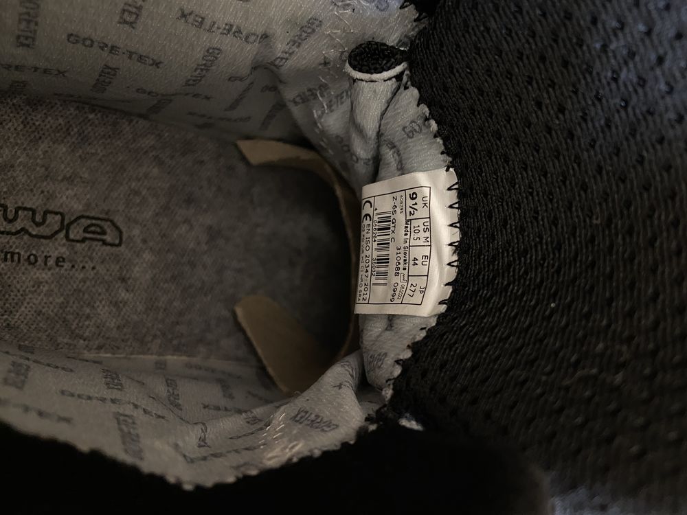 Нові Lowa z6s gore tex, 44 розмір, UK 9.5, US M 10.5