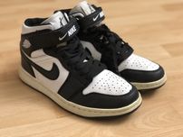 Продам детские демисезонные кроссовки хайтопы Nike Air Jordan