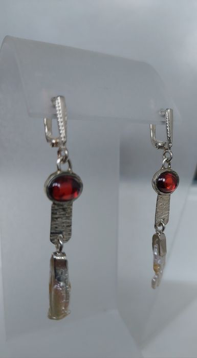 Серебряные серьги с натуральным жемчугом