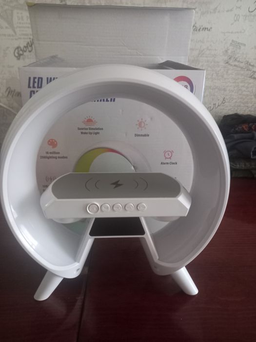 Лампа/нічник/годинник смарт із вбудованим акумулятором Smart RGB 15 W