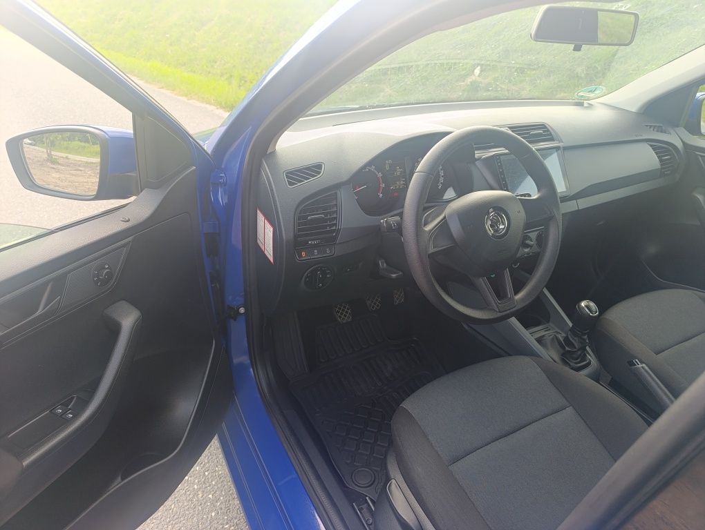 Skoda Fabia 1.0mpi benzyna org prz 45tys klima kamera Zadbana