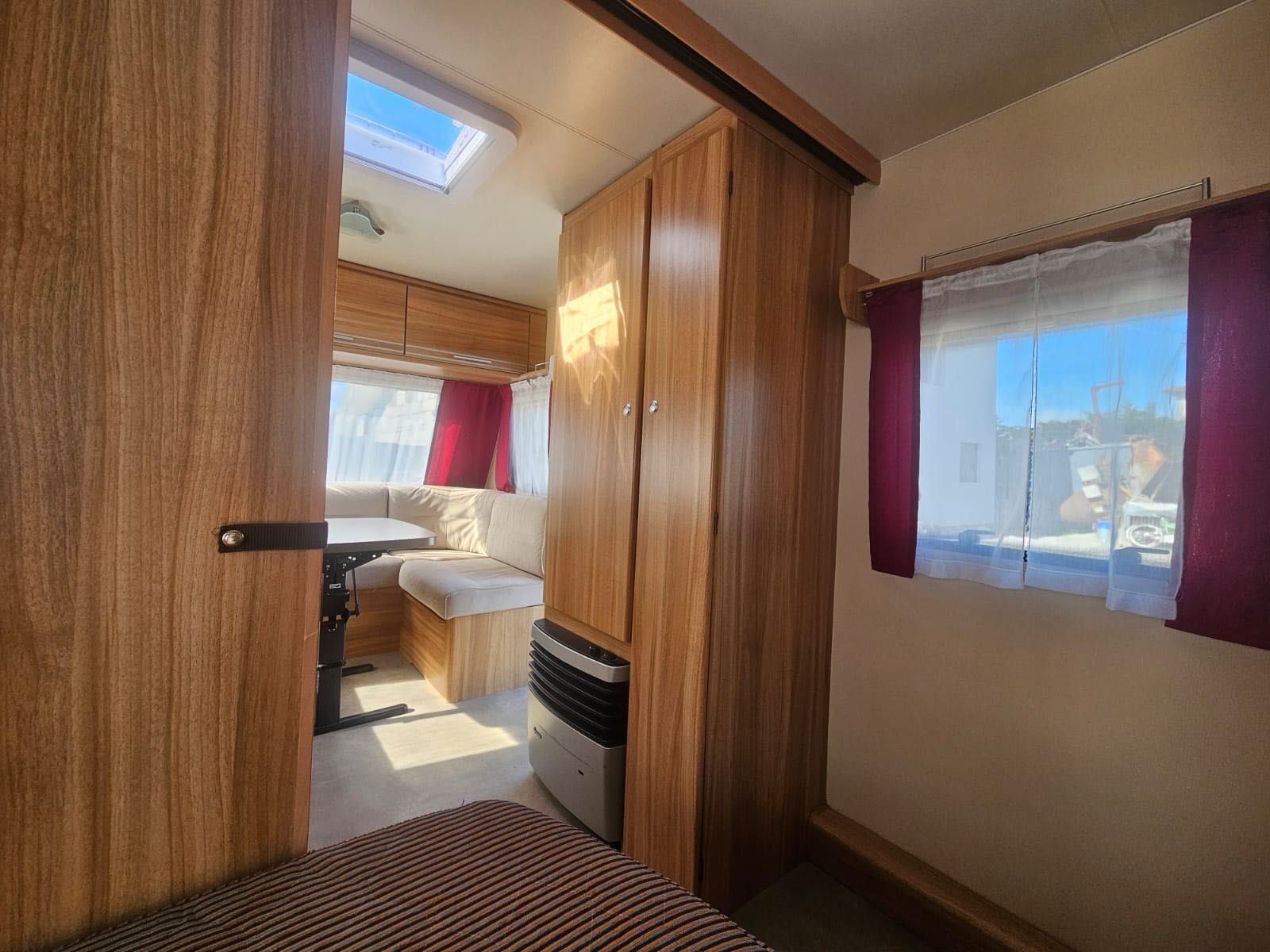 Caravelar Rubis 450
