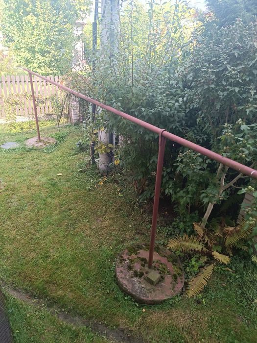 Trzepak do dywanów.