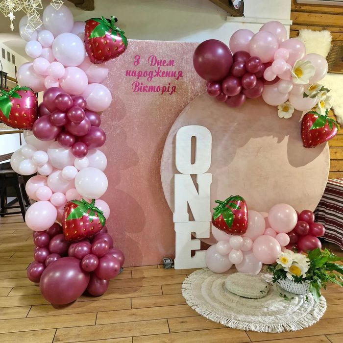 Оформлення фотозони.Великий вибір та різний бюджет.