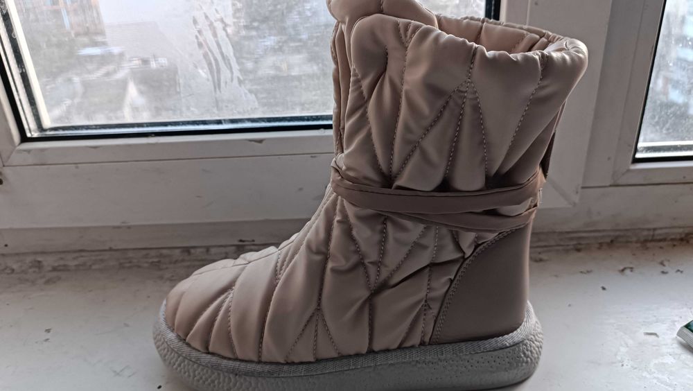 Нові черевики дутики зимові водонепроникні D'ALICIA SHOES.Р 37.24 см