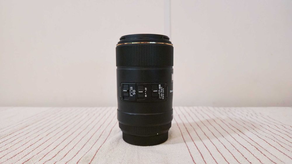 SIGMA 105 2.8 DG macro hsm