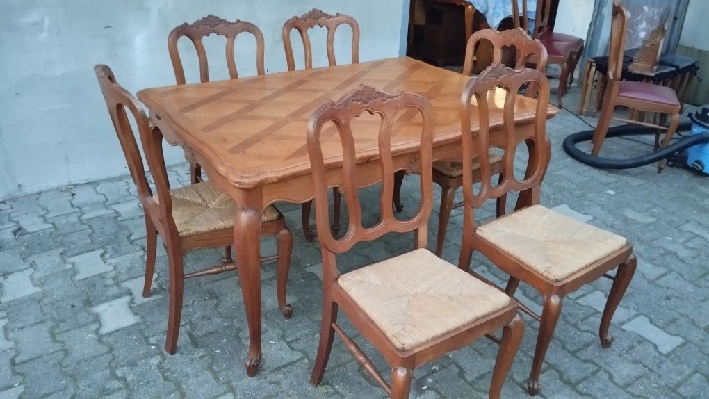 Piękny stylowy stół rozkładany z krzesłami Ludwik dębowy