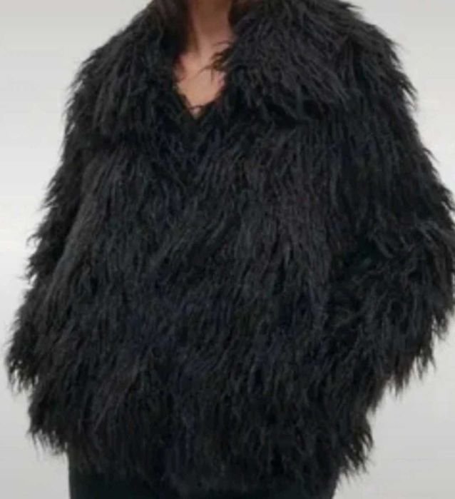 Czarne futerko reserved rozmiar 36