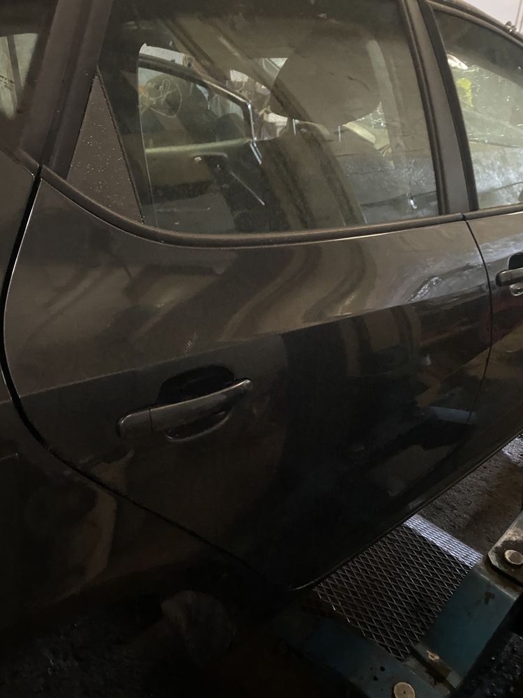 Seat ibiza 6J 1.6 tdi (peças)
