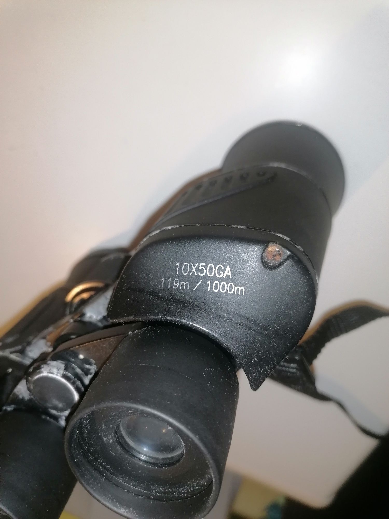 Binóculos tronic pretos, 10x50GA 119m/1000m e bolsa