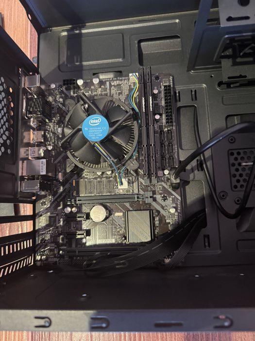 Комлектуючі ПК (процесор, материнка ОП, ssd)