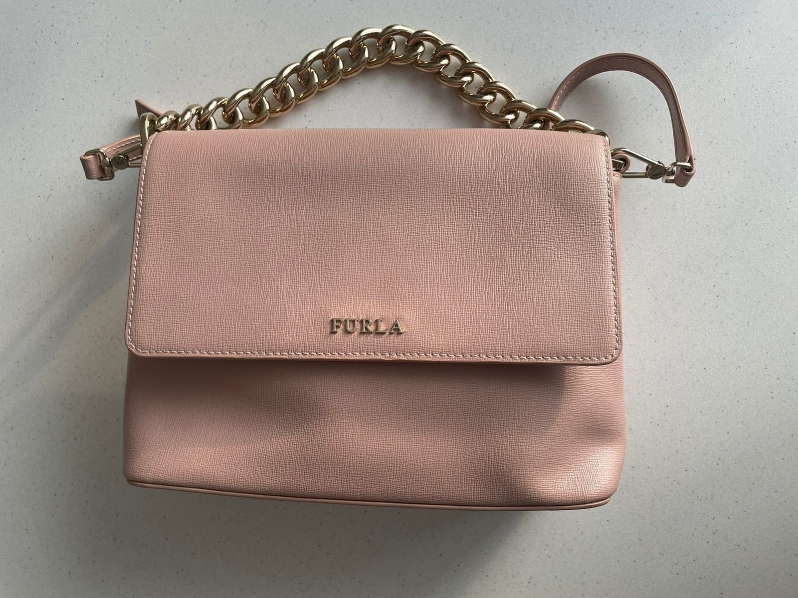 Дуже гарна сумка Furla