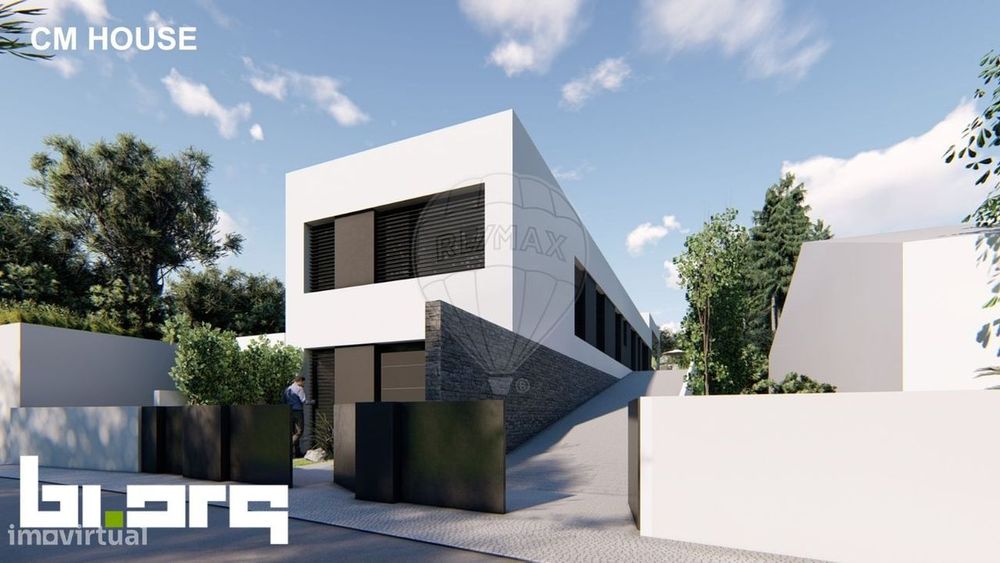 Moradia T4 para venda