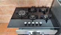 Forno + Placa de fogao a gás. 5 bicos. Muito bom estado.