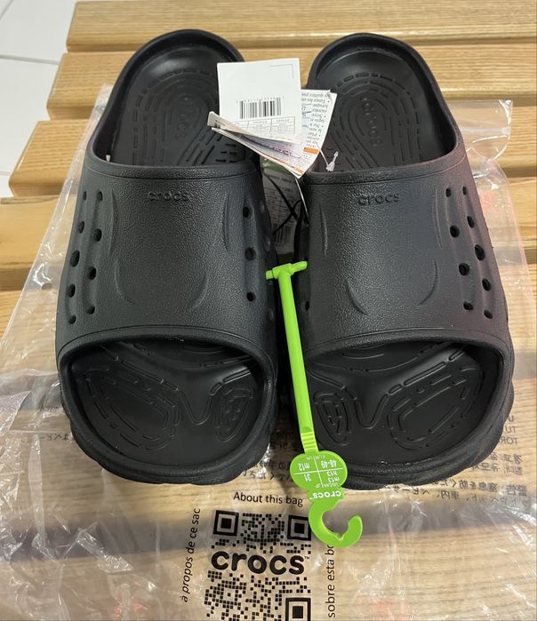 шльопанці Crocs Echo Slide чорні (208170-001) М9/W11 27 cm оригінал