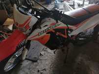 Defender 150 motocross