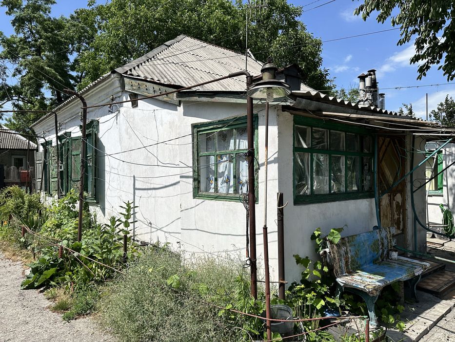 Продам пол дома в р-н.Петровского, пр.Ивана Мазепы