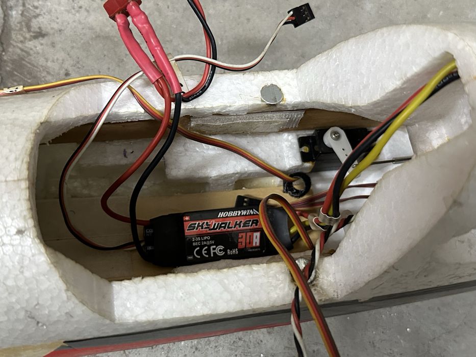 Aviao rc SKY SURFER planador fpv