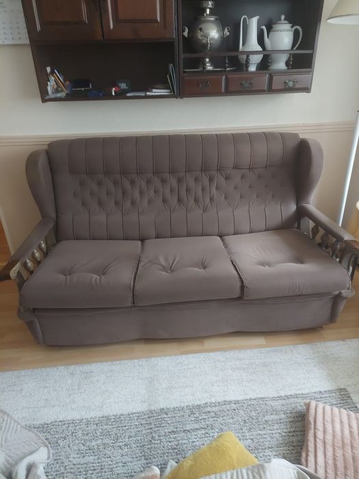 Komplet do salonu dwa fotele i jedna kanapa z funkcją spania