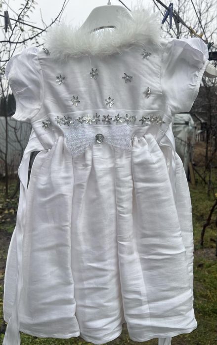 Плаття сніжинка продажа 3-5 років