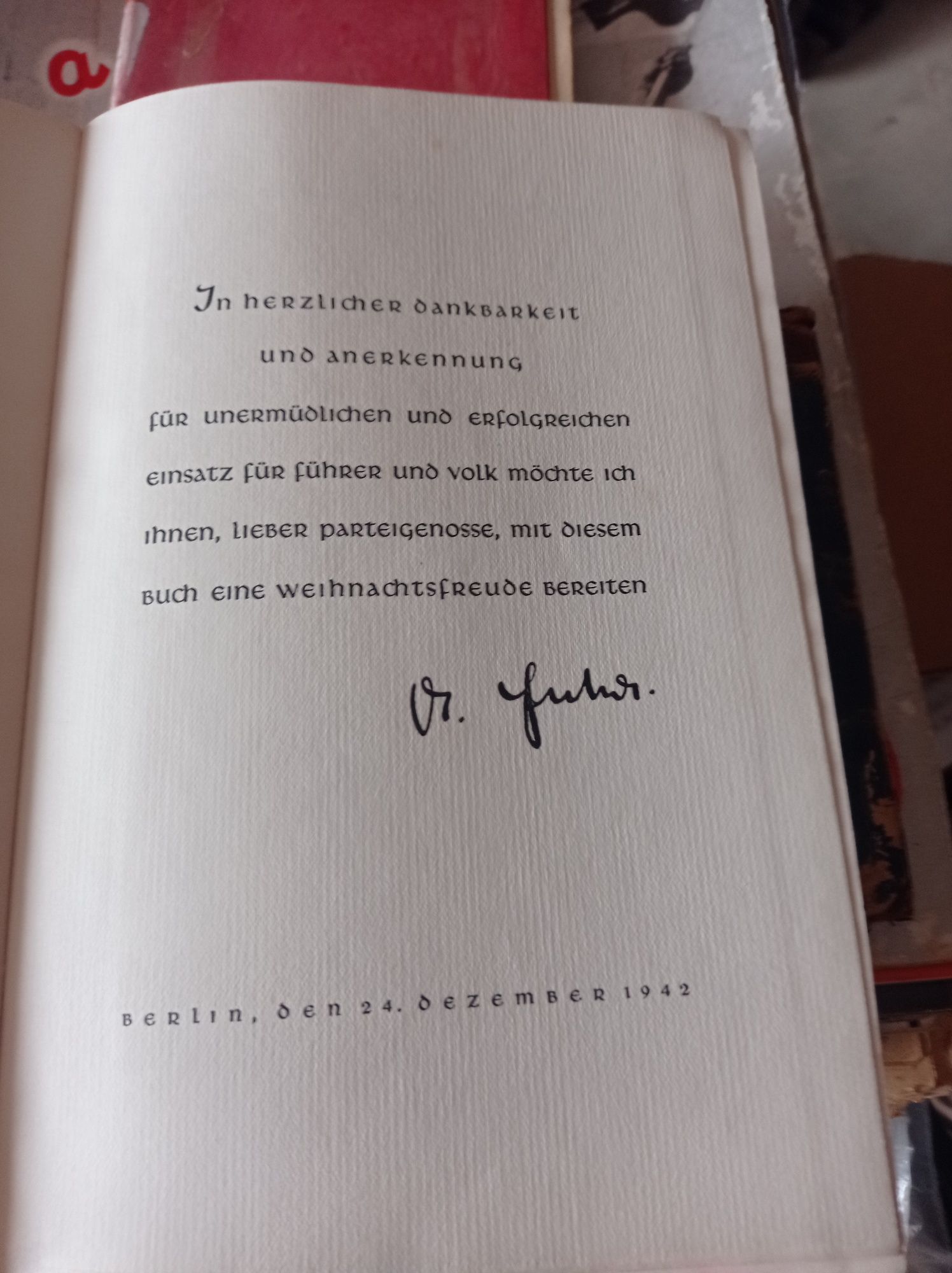 Livro de propaganda Alemã