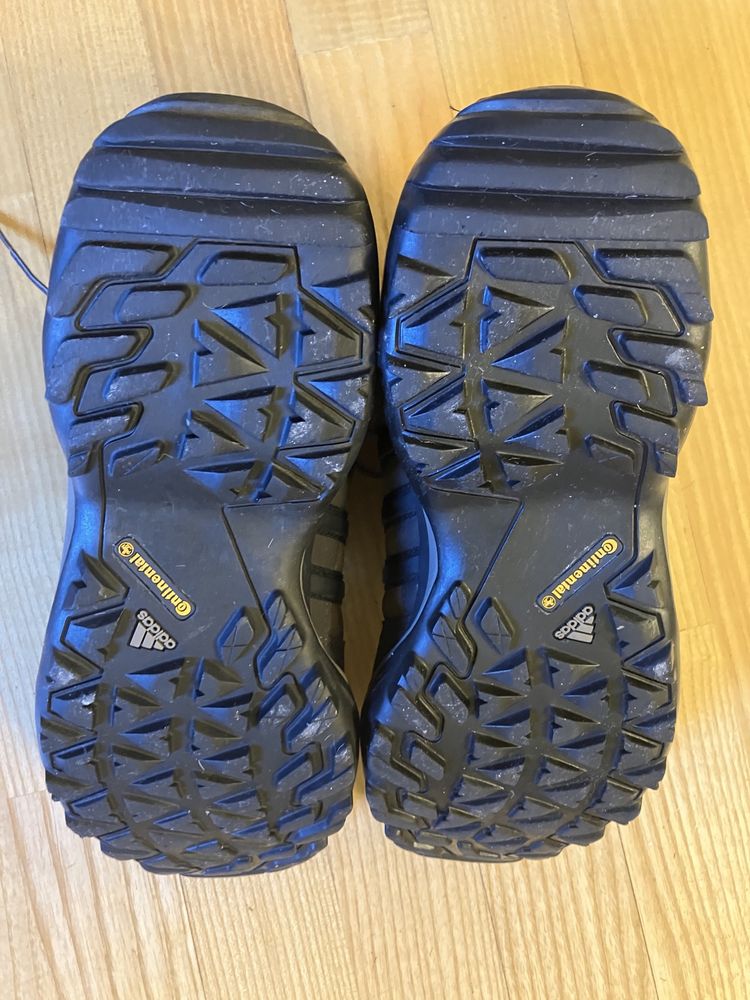 Кроссовки Adidas Terrex зимние 45-46 р