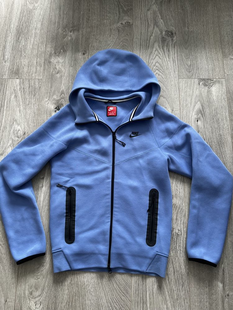 Nike tech fleece