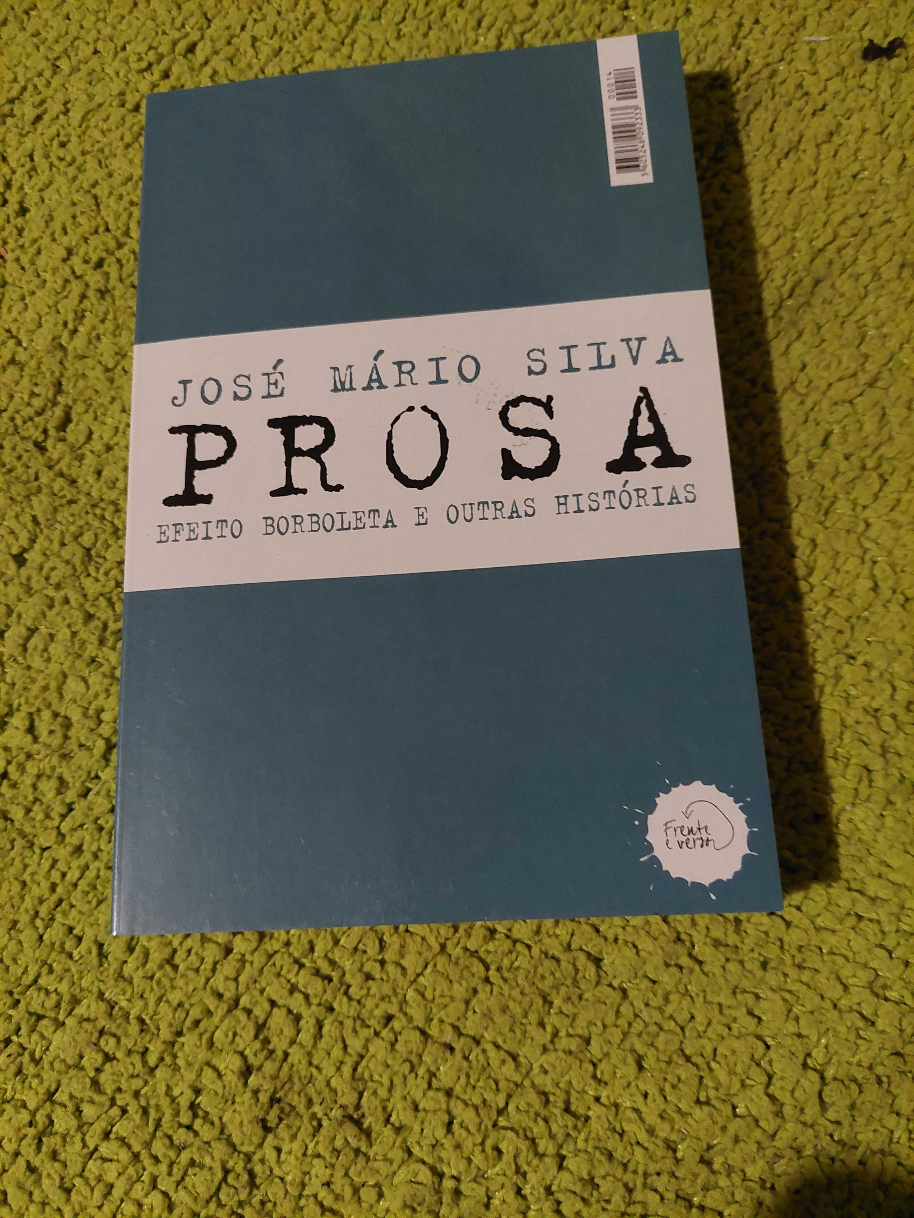 Diversos livros  incluindo uma coleção de receitas de cozinha