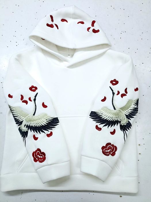 Худі тепле з вишивкою для дівчинки