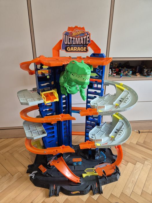 Hot Wheels Ultimate Garage Mega garaż T- Rex