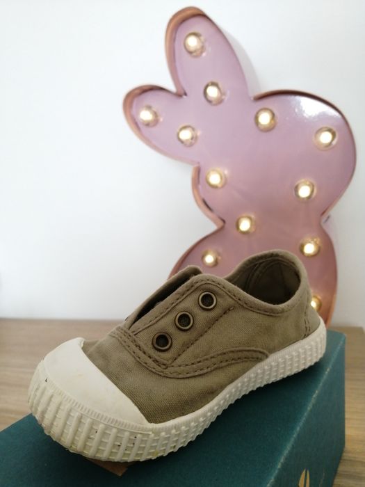 Sapatos da Vitória de verão de bebé