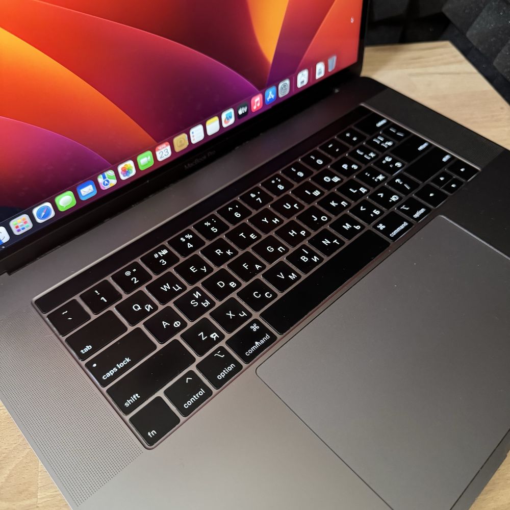 MacBook Pro 15 2019 i9 512Gb