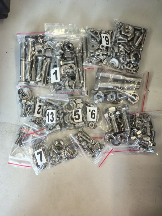 Kpl śrub nierdzewnych rama nadwozie Jawa 350 typ 638