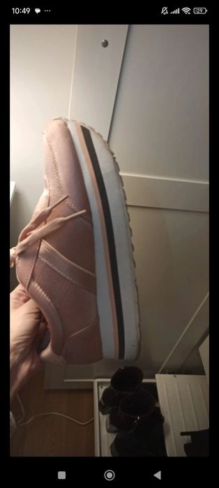 Tenis rosa Stradivarius