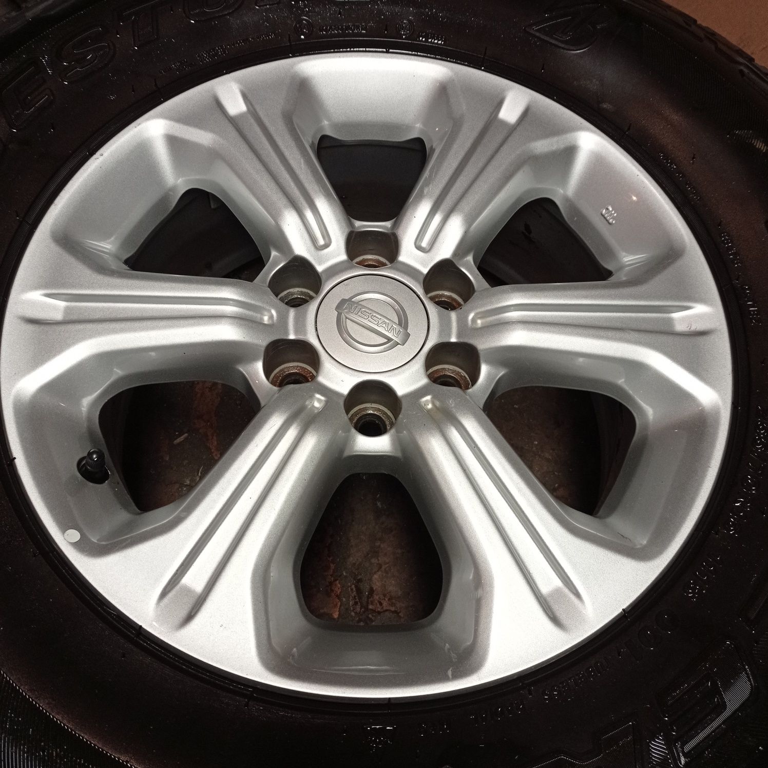Alufelgi nissan navara 6x114,3 opony 255/70r16 koła patfinder terenowe