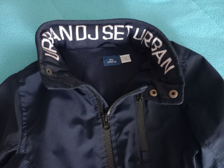 Casaco impermeável azul marinho da Chicco