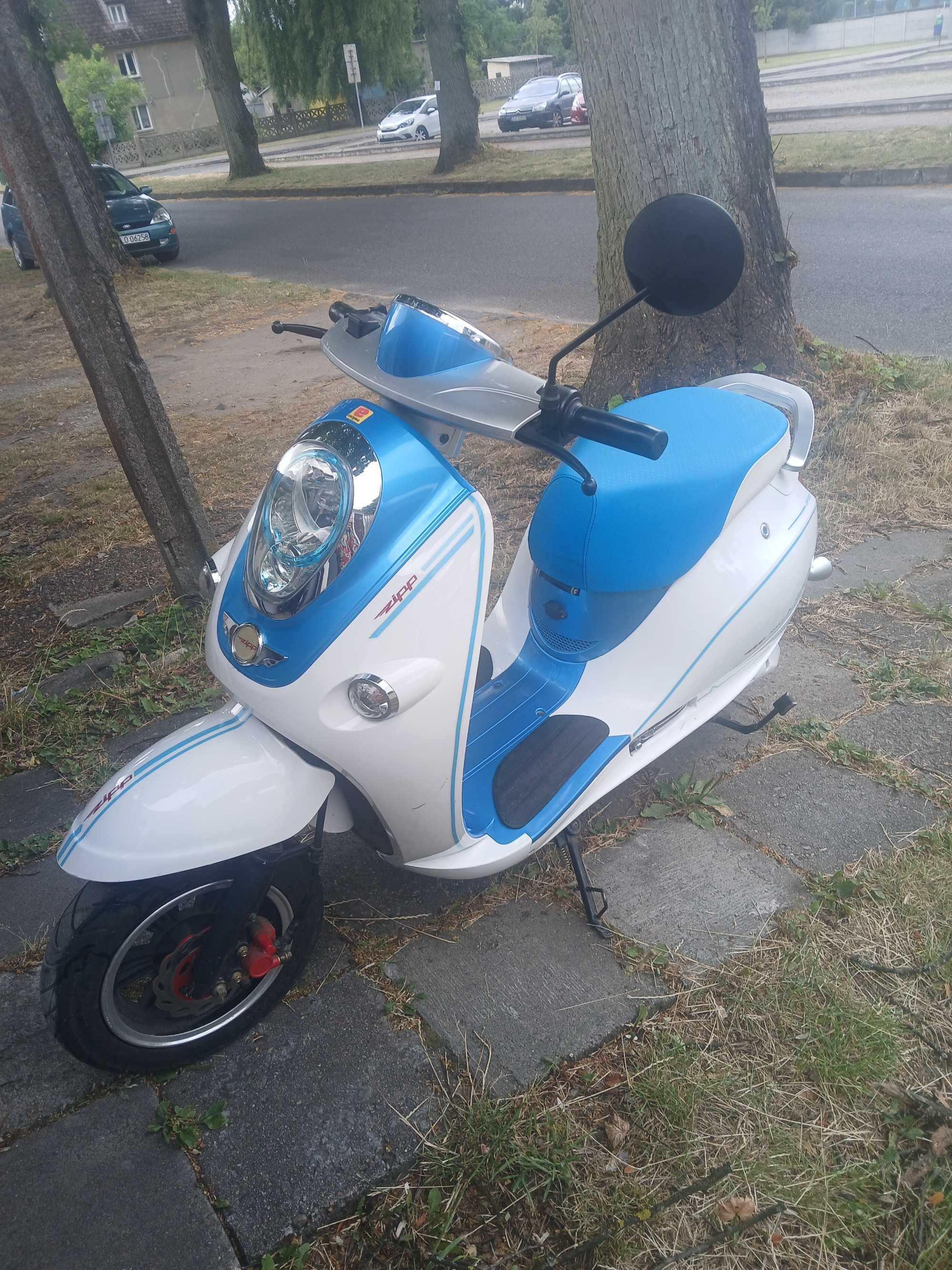 sprzedam skuter elektryczny
