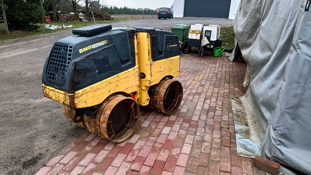 Walec okołkowany Bomag BMP 8500