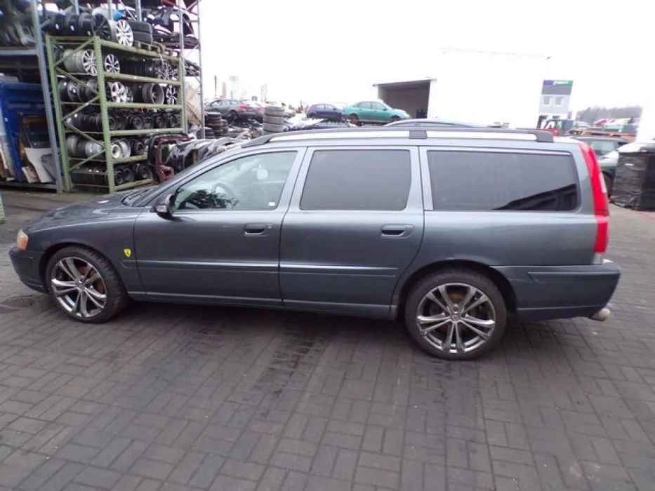 Części - Volvo V70 2 II 2.4 D5 KOMBI LIFT 06R