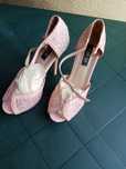 Sapatos rosa floridos de salto alto - Tamanho 36
