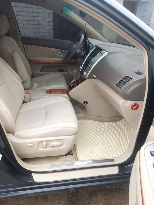 Продам Лексус RX350