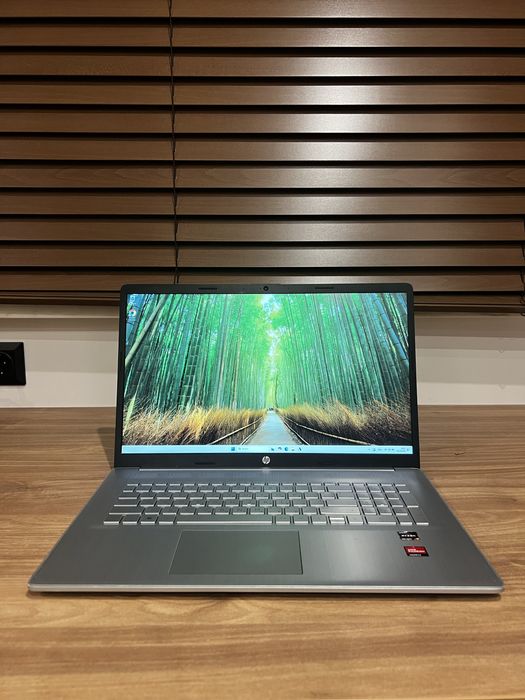 HP Laptop 17,3”