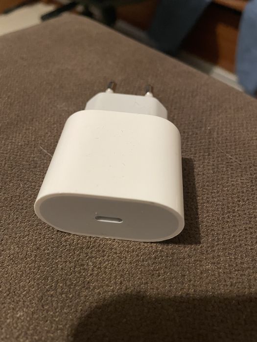 Vendo carregador apple original 20w