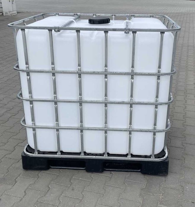 Zbiorniki używane umyte, czyste 1000L na palecie plastikowej