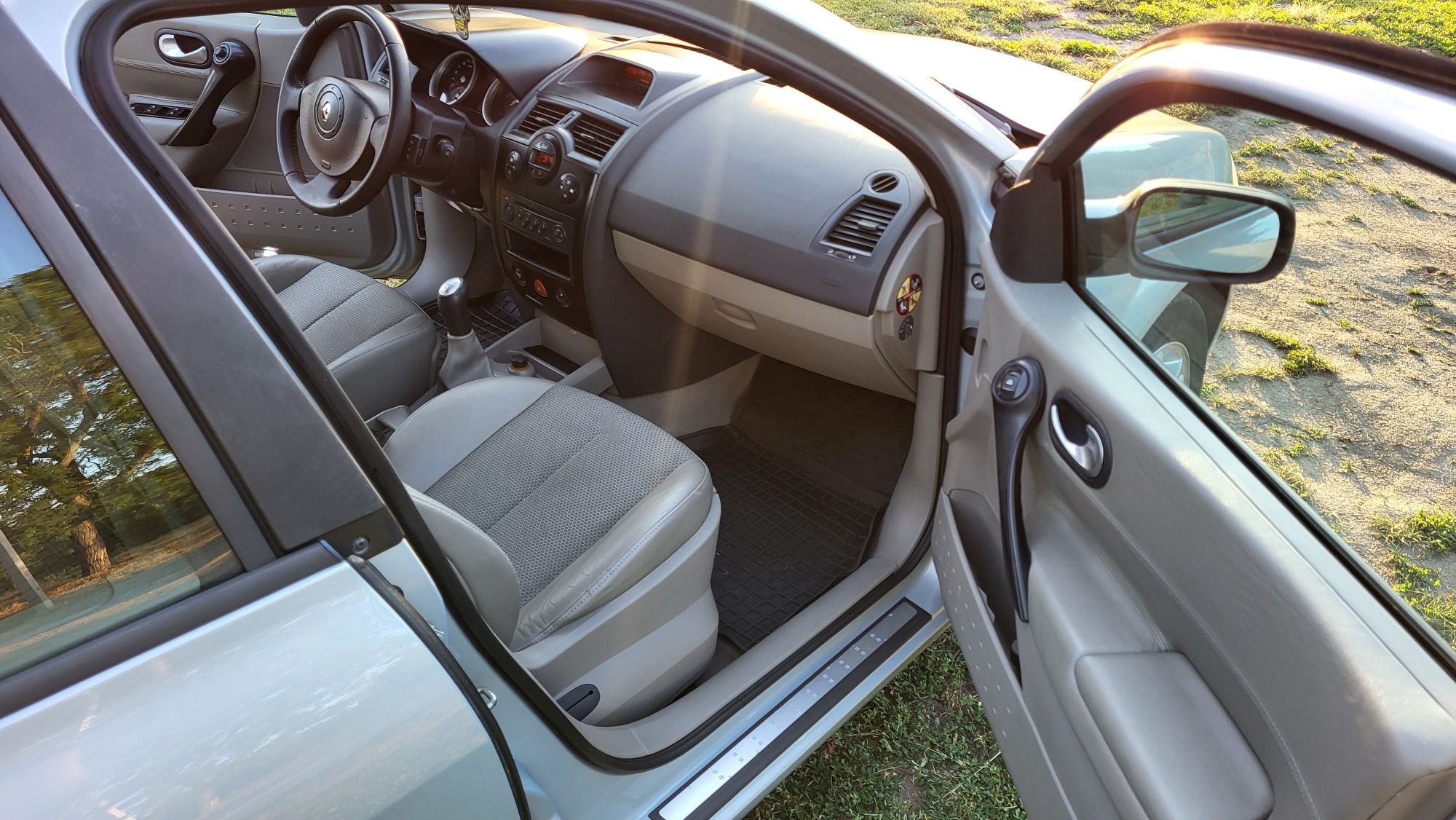 Продам авто Renault Megan 2