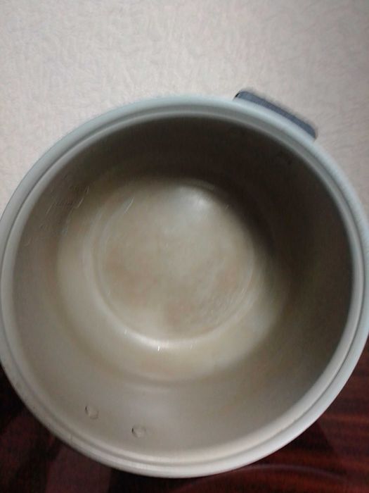 Продам мультиварку Polarus 0517AD Б/У