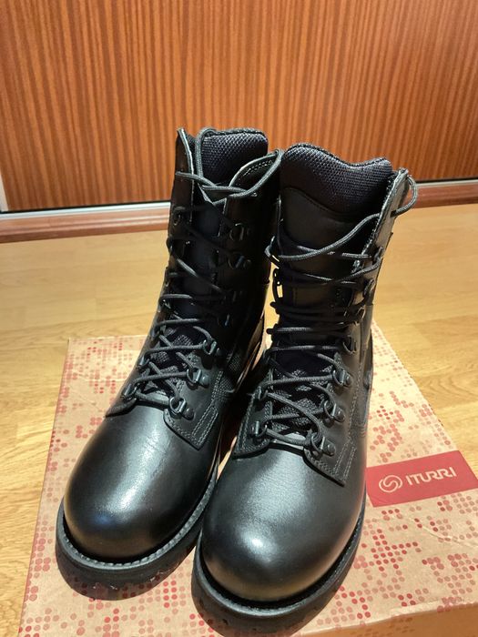 Botas Militares Iturri impermeáveis/respiráveis Gore-Tex.