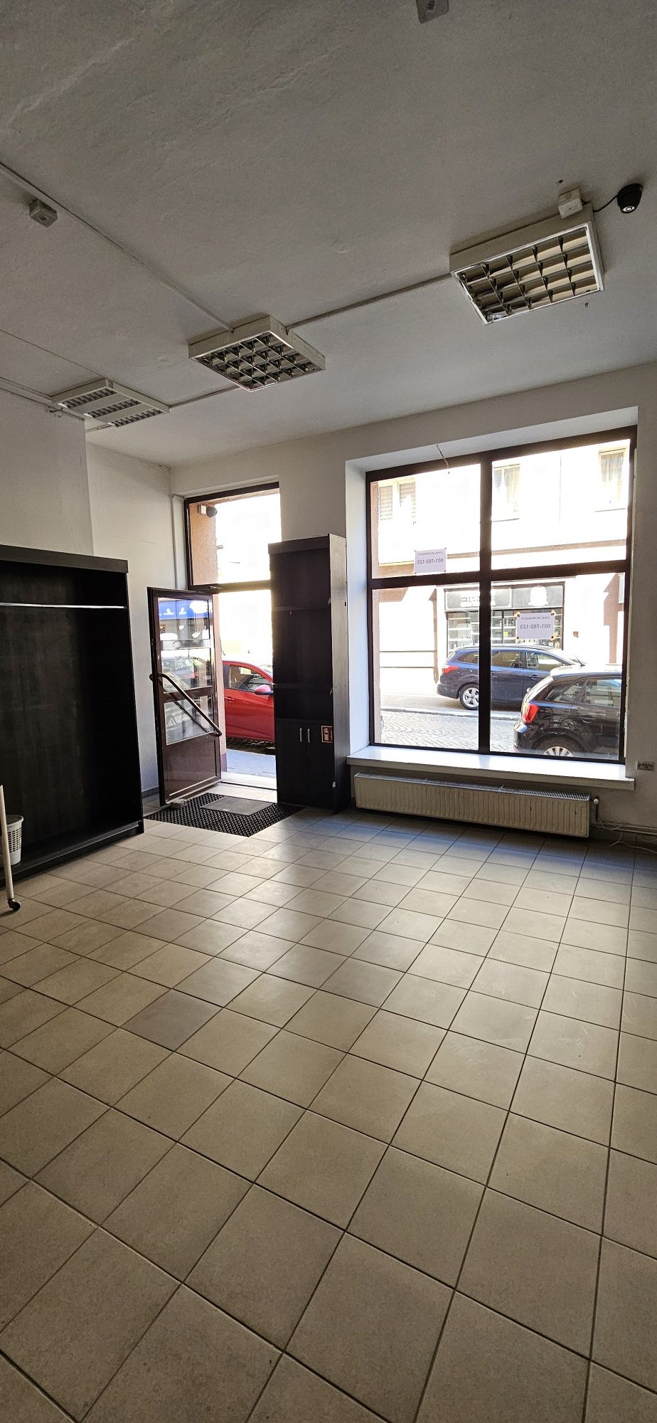 Lokal użytkowy, 70 m2, blisko Rynku, ul. Długa	
Lokal uż